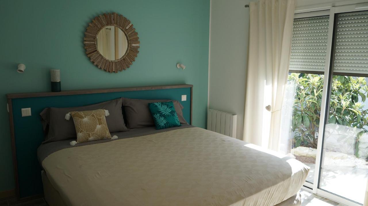 Les Palmiers - Vacation Home Saint-Xandre Exterior foto